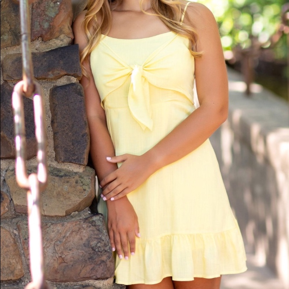Impeccable Pig Yellow mini sundress